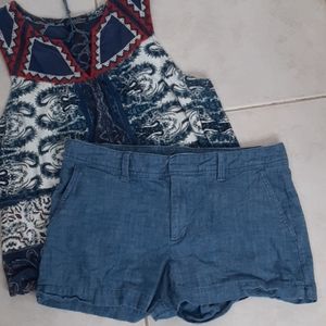 Adorable GAP Chambray Shorts size 8